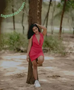 fit_nurse31 / meenu_lal_s nude photo #0004