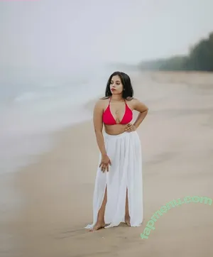 fit_nurse31 / meenu_lal_s nude photo #0008