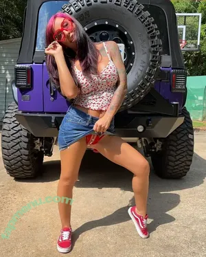 FitMomof2WhoJeeps nude photo #0055