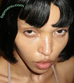 FKA Twigs / FKAtwigs nude photo #0433