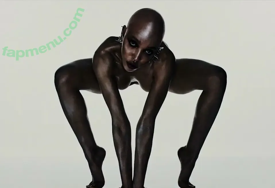 FKA Twigs nude photo #0414 (FKAtwigs)