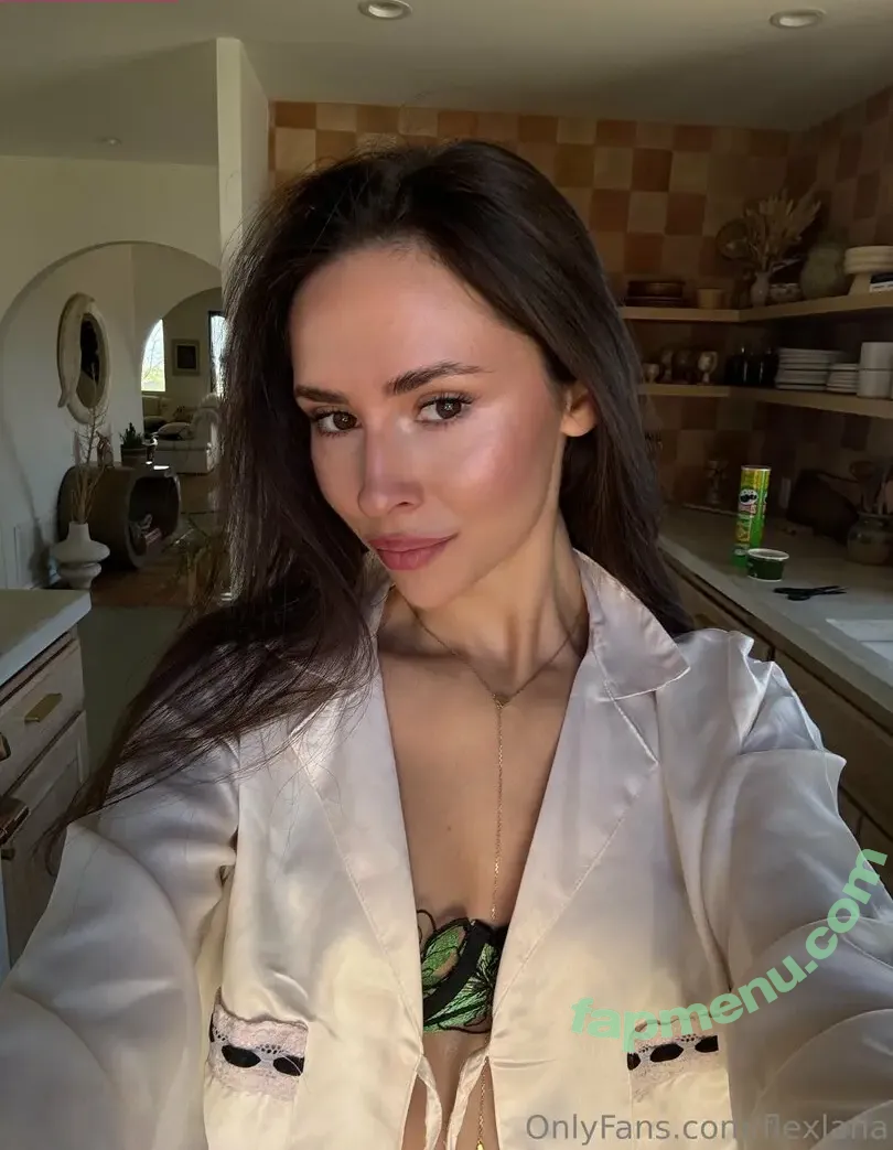 Flexlana nude photo #0012 (flexwitlana_)