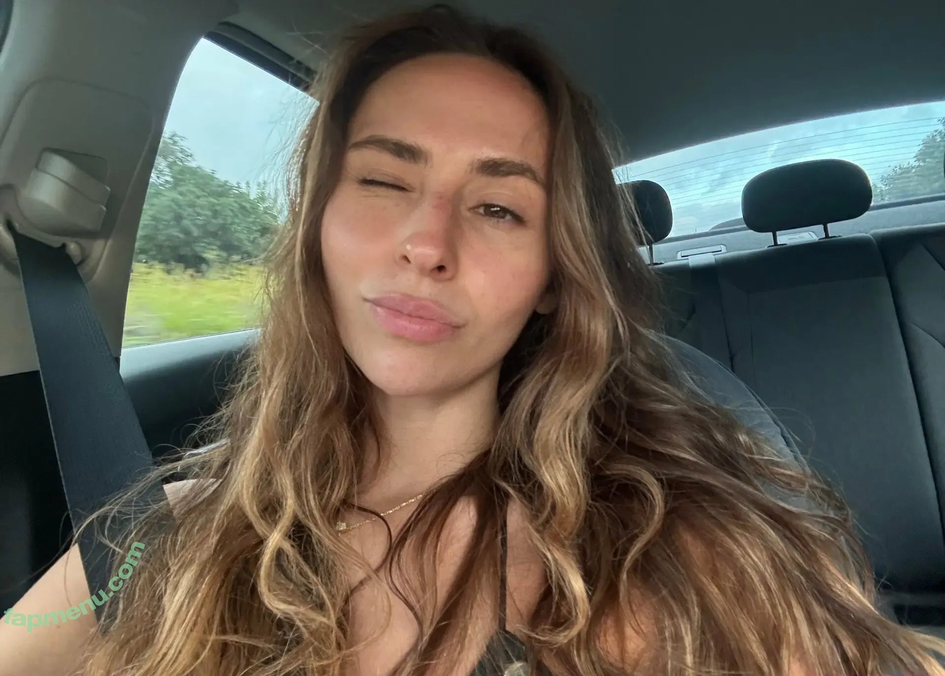 flexlana nude photo #0009 (flexwitlana_)