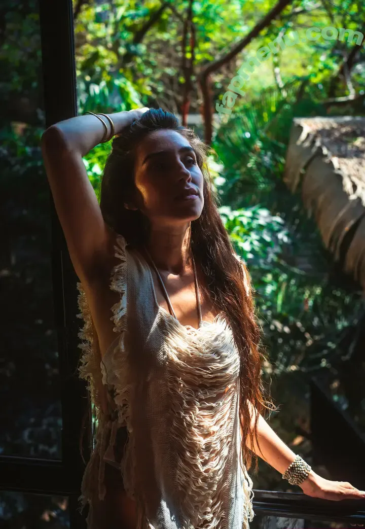 flor_apassion nude photo #0040 (flor_apassion)