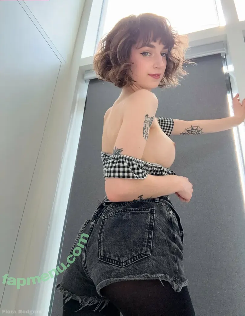 florarodgers nude photo #0416 (floraxrodgers)