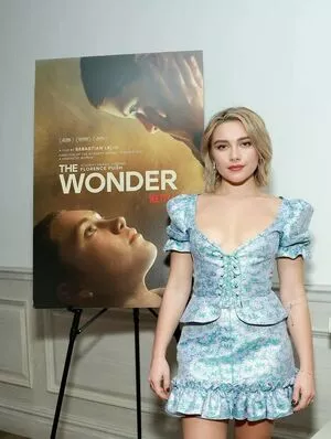 Florence Pugh / florencepugh nude photo #1043