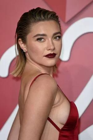Florence Pugh / florencepugh nude photo #1053