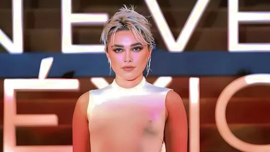 Florence Pugh / florencepugh nude photo #1076