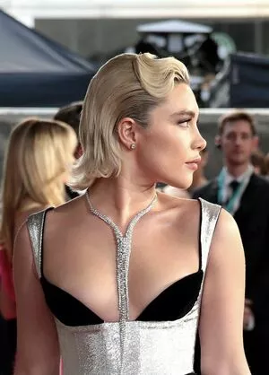 Florence Pugh / florencepugh nude photo #1107