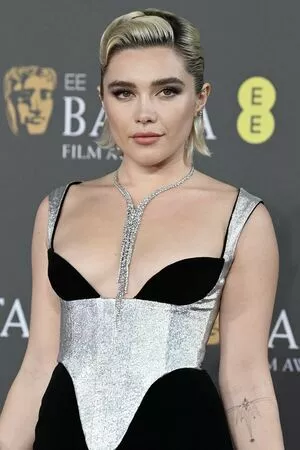 Florence Pugh / florencepugh nude photo #1124