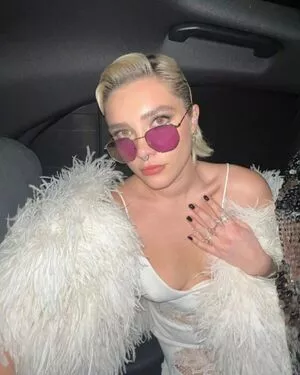 Florence Pugh / florencepugh nude photo #1127