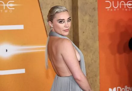Florence Pugh / florencepugh nude photo #1144