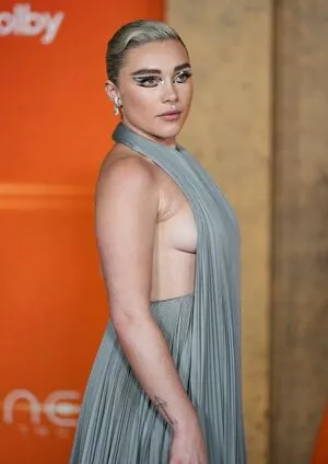 Florence Pugh / florencepugh nude photo #1155