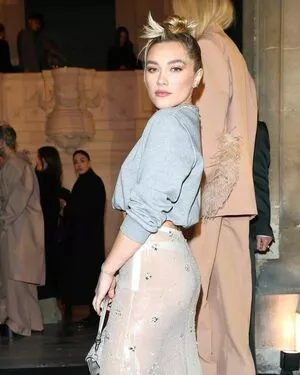 Florence Pugh / florencepugh nude photo #1176