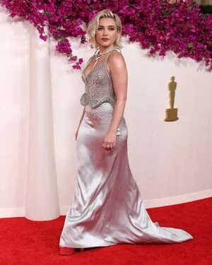 Florence Pugh / florencepugh nude photo #1189