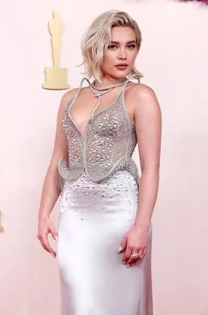 Florence Pugh / florencepugh nude photo #1204