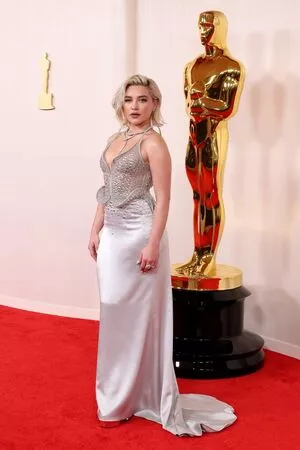 Florence Pugh / florencepugh nude photo #1205