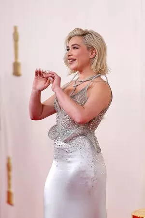 Florence Pugh / florencepugh nude photo #1209
