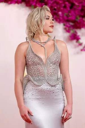 Florence Pugh / florencepugh nude photo #1254