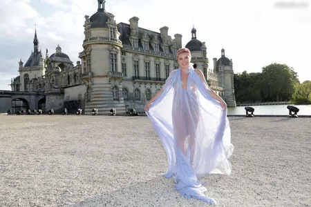 Florence Pugh / florencepugh nude photo #1284