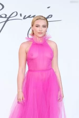 Florence Pugh / florencepugh nude photo #1318