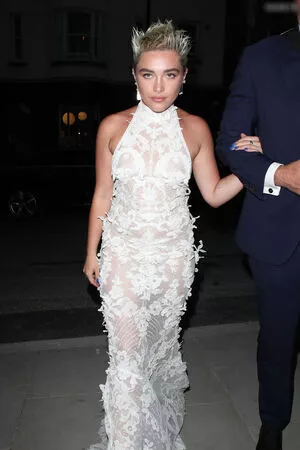 Florence Pugh / florencepugh nude photo #1363