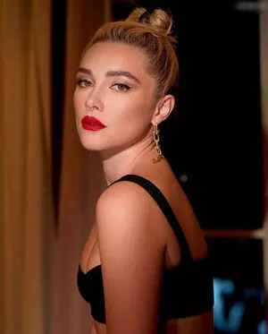 Florence Pugh / florencepugh nude photo #1375