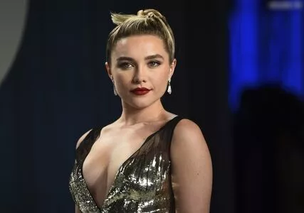 Florence Pugh / florencepugh nude photo #1388