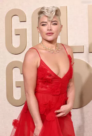 Florence Pugh / florencepugh nude photo #1403
