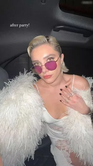 Florence Pugh / florencepugh nude photo #1421