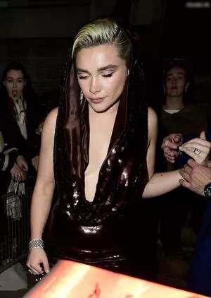 Florence Pugh / florencepugh nude photo #1428