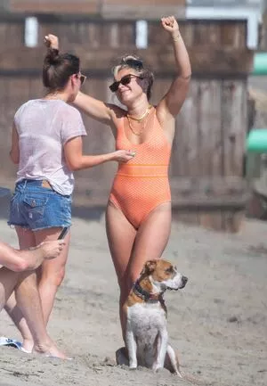 Florence Pugh / florencepugh nude photo #1440