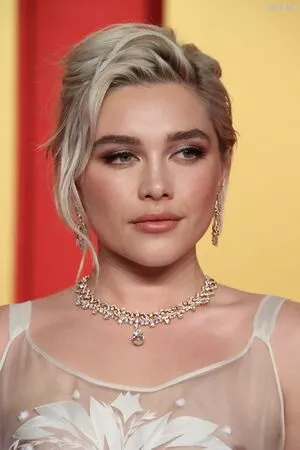 Florence Pugh / florencepugh nude photo #1460