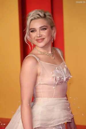 Florence Pugh / florencepugh nude photo #1469