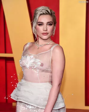 Florence Pugh / florencepugh nude photo #1478