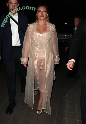 Florence Pugh / florencepugh nude photo #1925