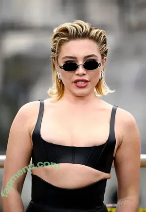 Florence Pugh / florencepugh nude photo #1952