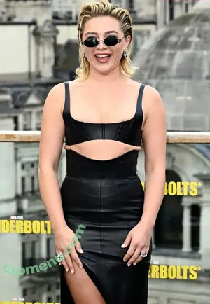Florence Pugh / florencepugh nude photo #1954