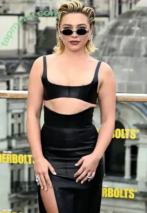Florence Pugh / florencepugh nude photo #1955