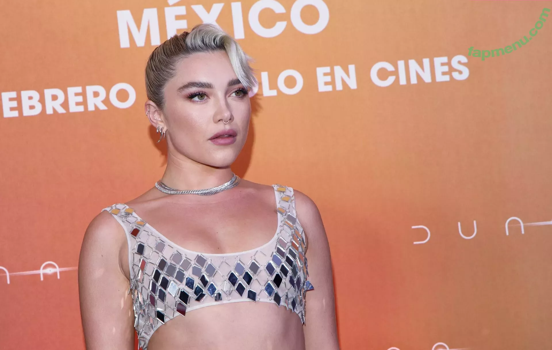 Florence Pugh nude photo #1084 (florencepugh)