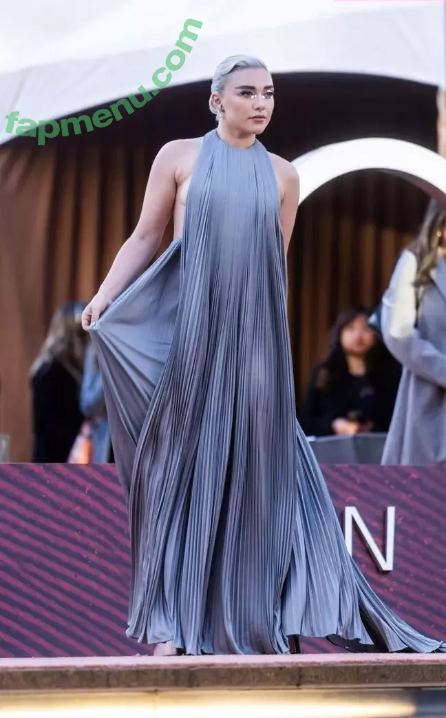 Florence Pugh nude photo #1142 (florencepugh)