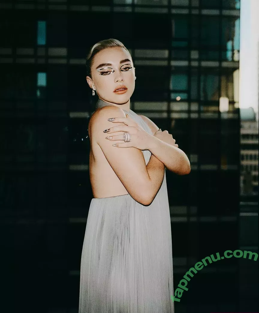 Florence Pugh nude photo #1165 (florencepugh)