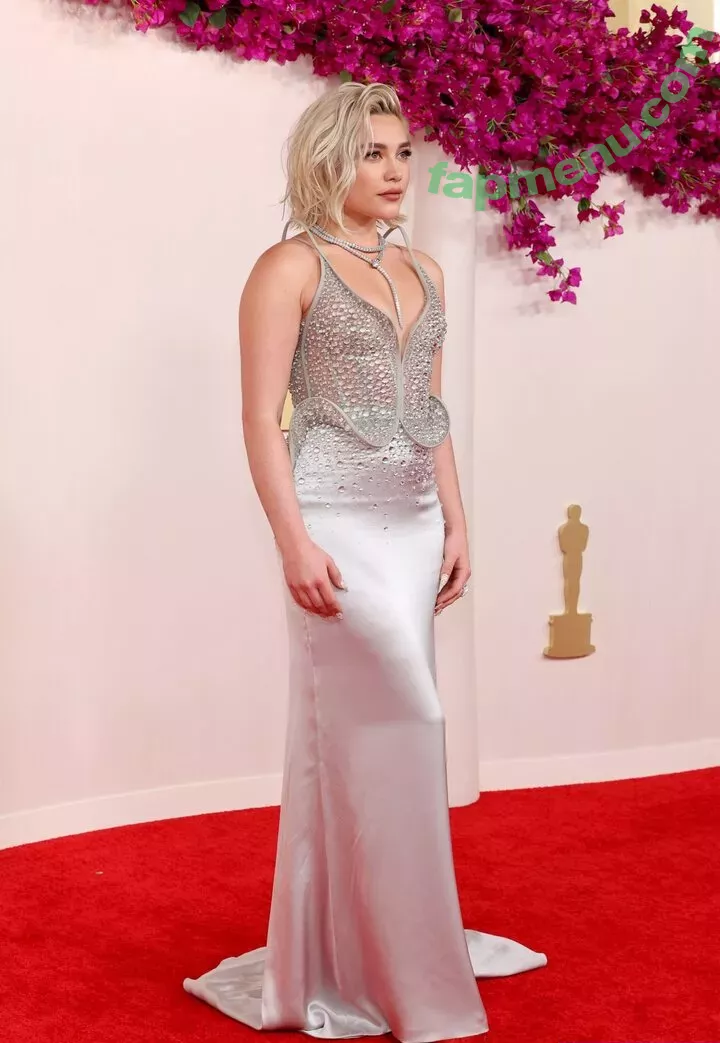 Florence Pugh nude photo #1250 (florencepugh)