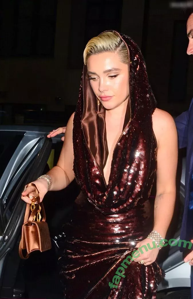 Florence Pugh nude photo #1425 (florencepugh)