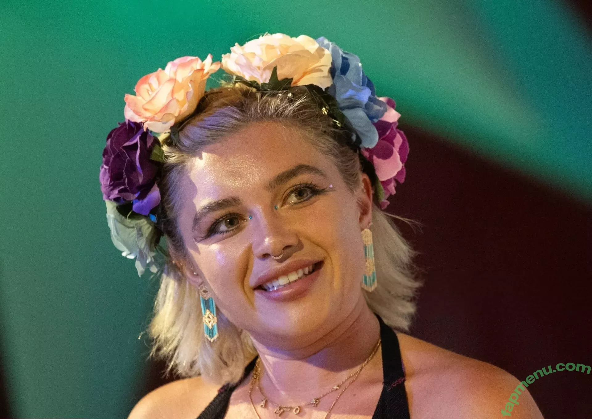 Florence Pugh nude photo #1508 (florencepugh)
