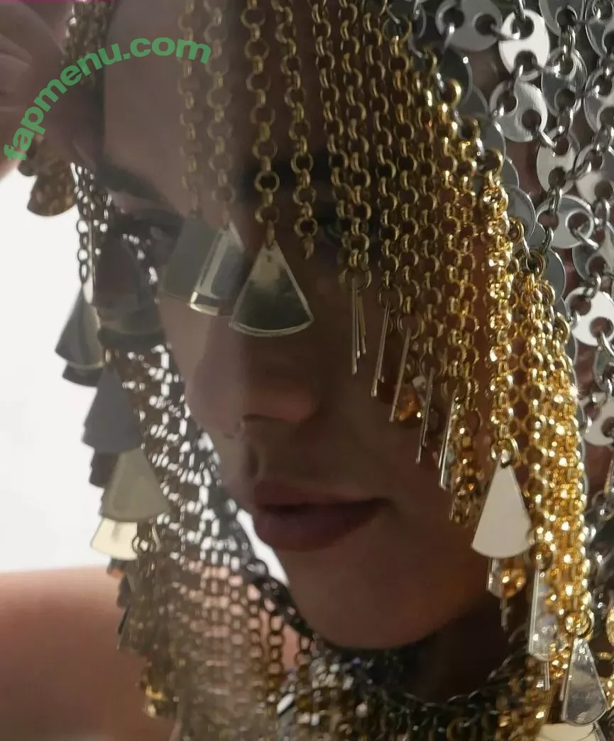 Florence Pugh nude photo #1550 (florencepugh)
