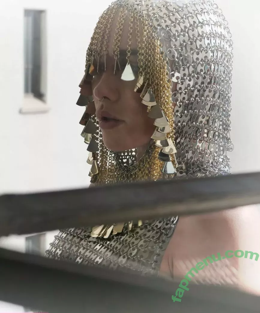 Florence Pugh nude photo #1552 (florencepugh)