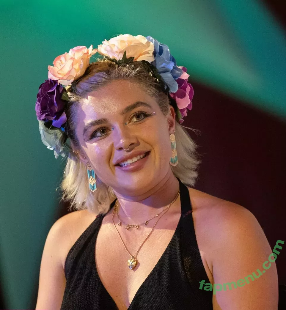 Florence Pugh nude photo #1558 (florencepugh)