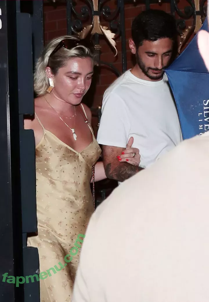 Florence Pugh nude photo #1584 (florencepugh)