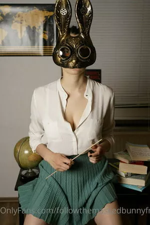 followthemaskedbunnyfree / followthemaskedbunny2 nude photo #0001